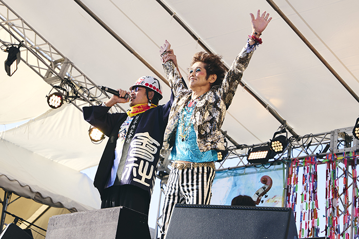 LOVE LAKE A GOGO SESSION SUNSHINE