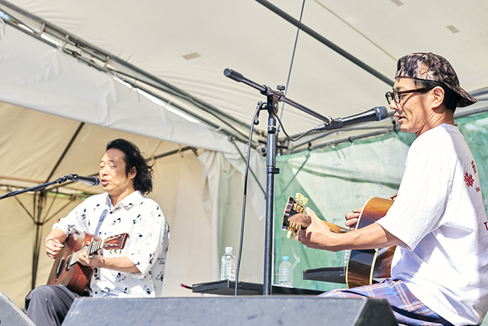 とまとくらぶ［山田将司(THE BACK HORN) 村松拓(Nothing’s Carved In Stone / ABSTRACT MASH)］